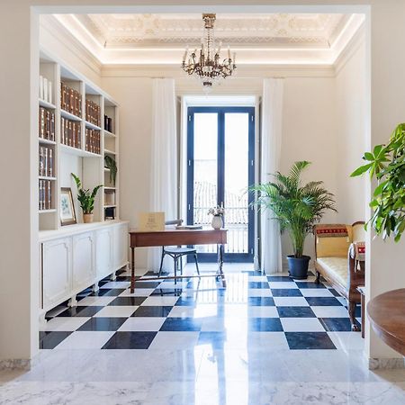 Palazzo Costarelli - Bed And Breakfast CTA Exteriör bild