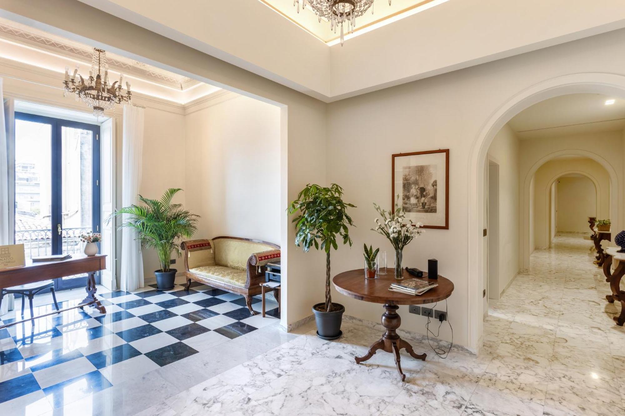 Palazzo Costarelli - Bed And Breakfast CTA Exteriör bild