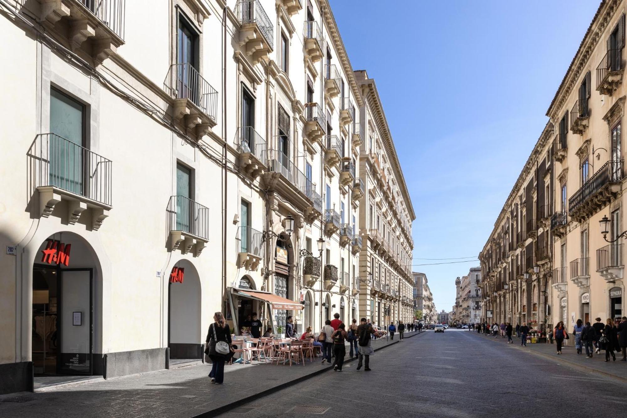 Palazzo Costarelli - Bed And Breakfast CTA Exteriör bild